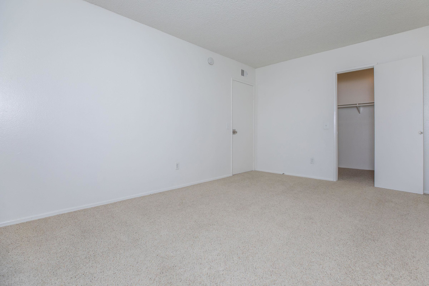 Belinda Apartment Homes Image 34