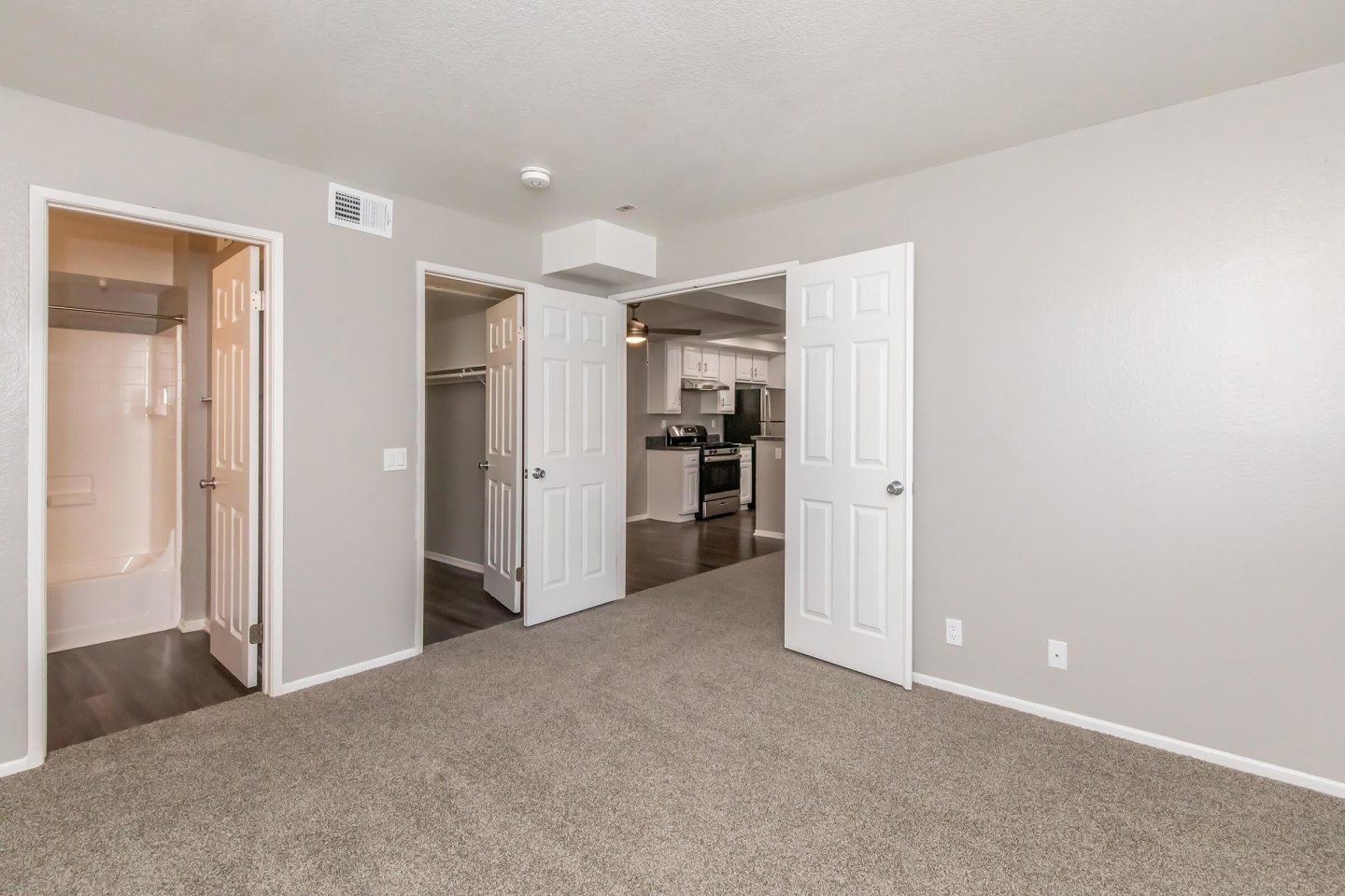 Palm Court Apartment Homes Image 53