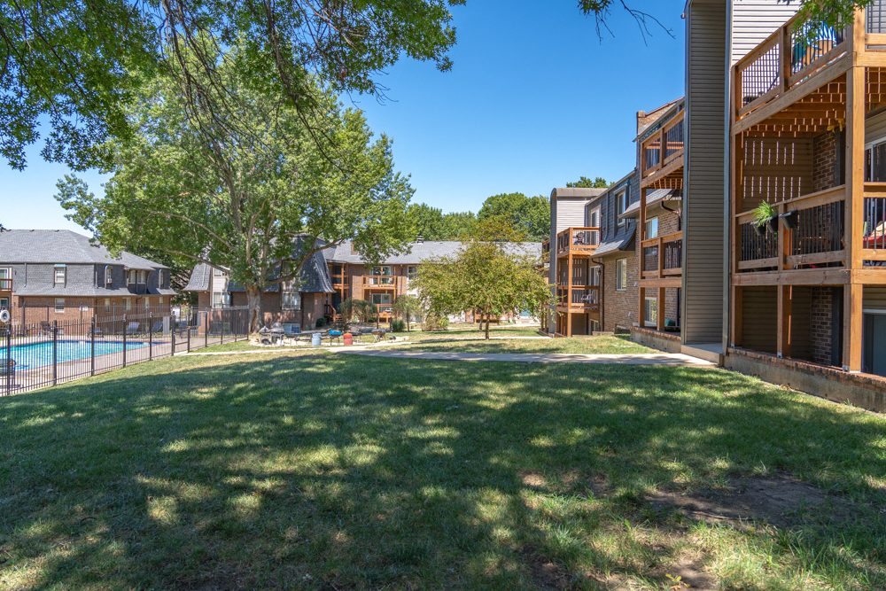 The Oaks Image 38