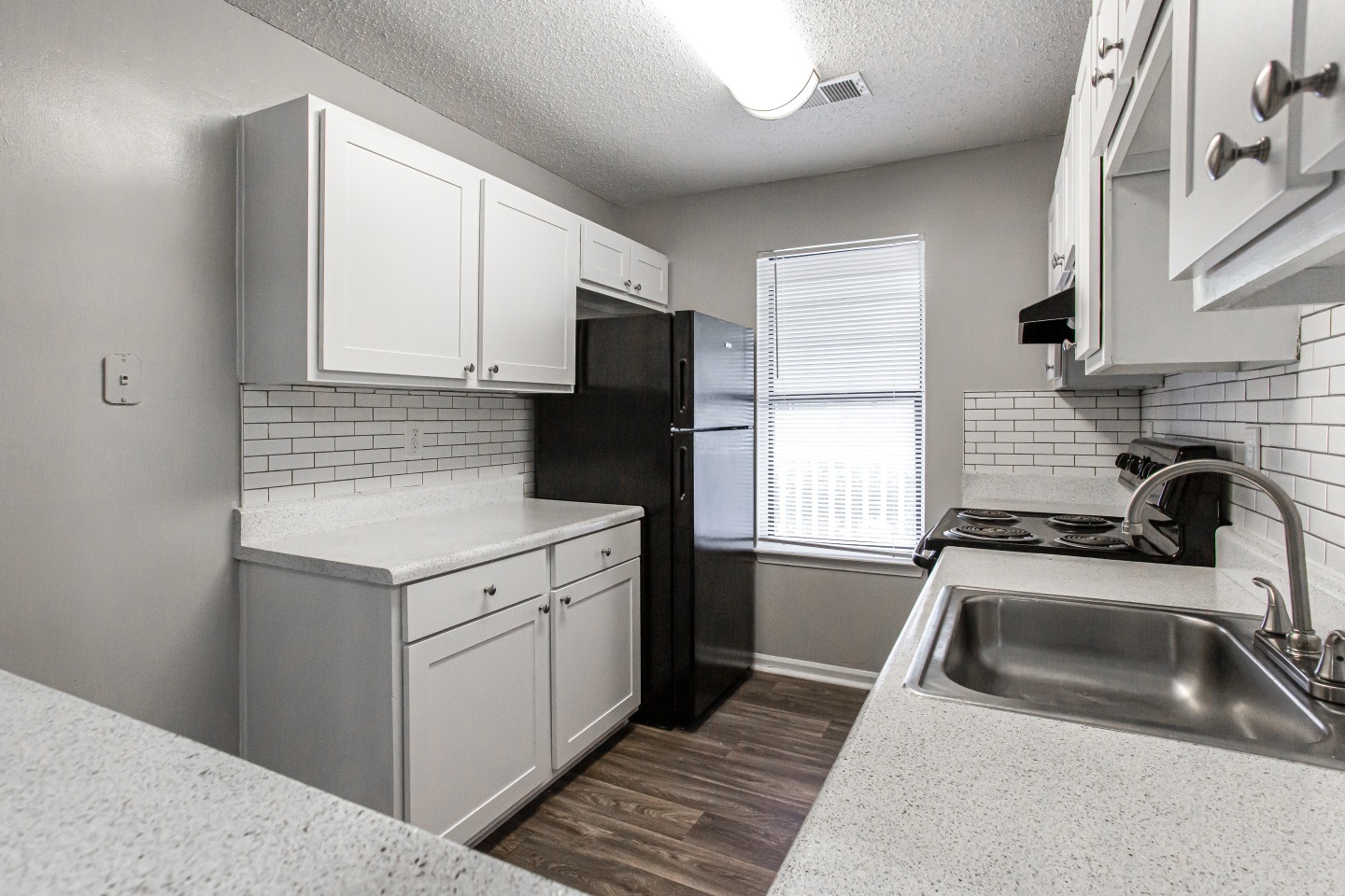 50 Stoneview Image 14