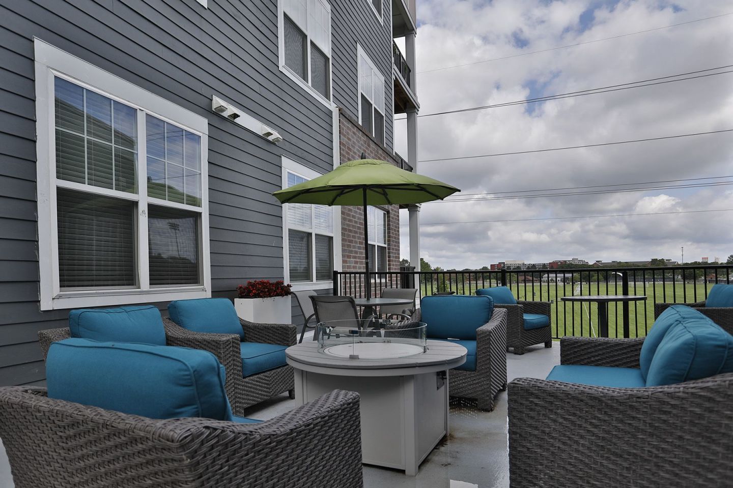 Element Oakwood Image 18