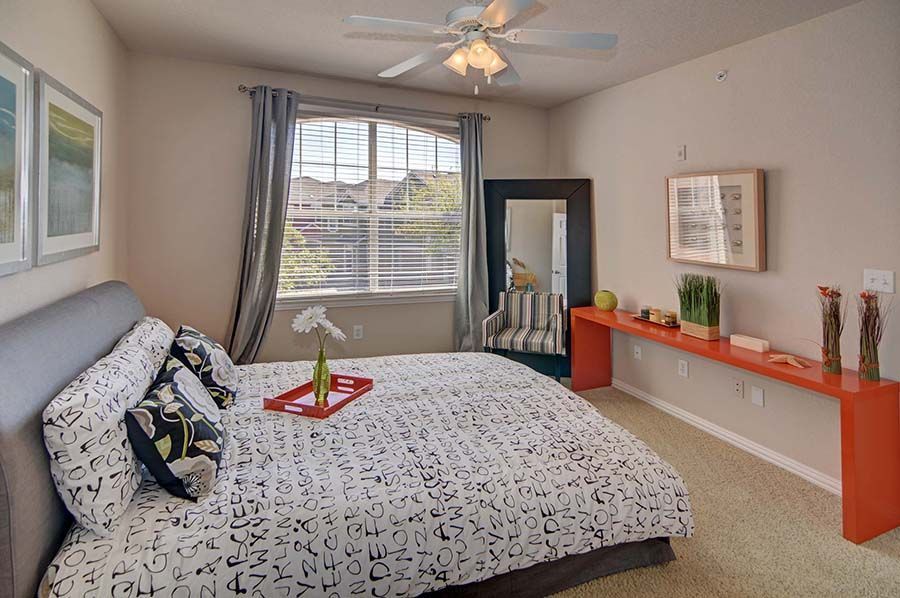 Lakepointe Residences Image 4