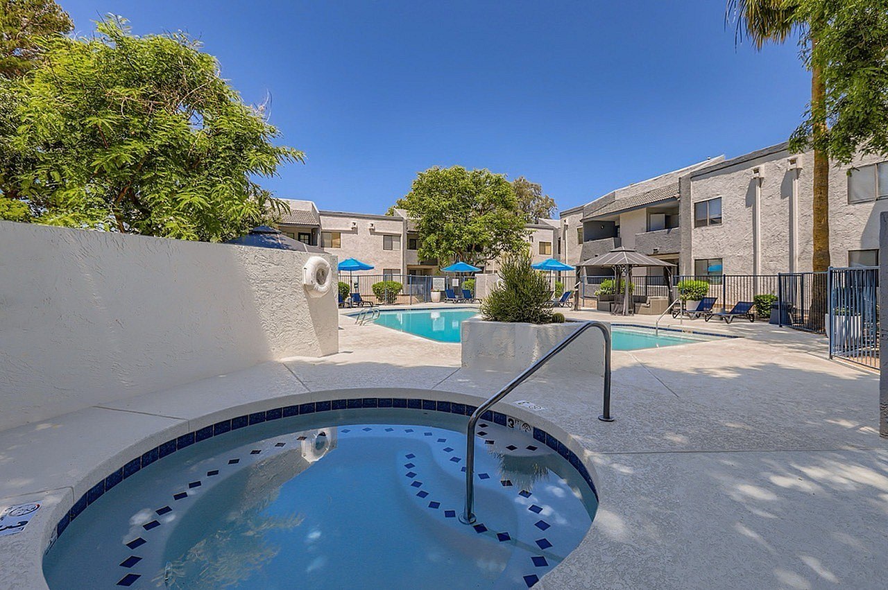 Rise Desert Cove Image 24