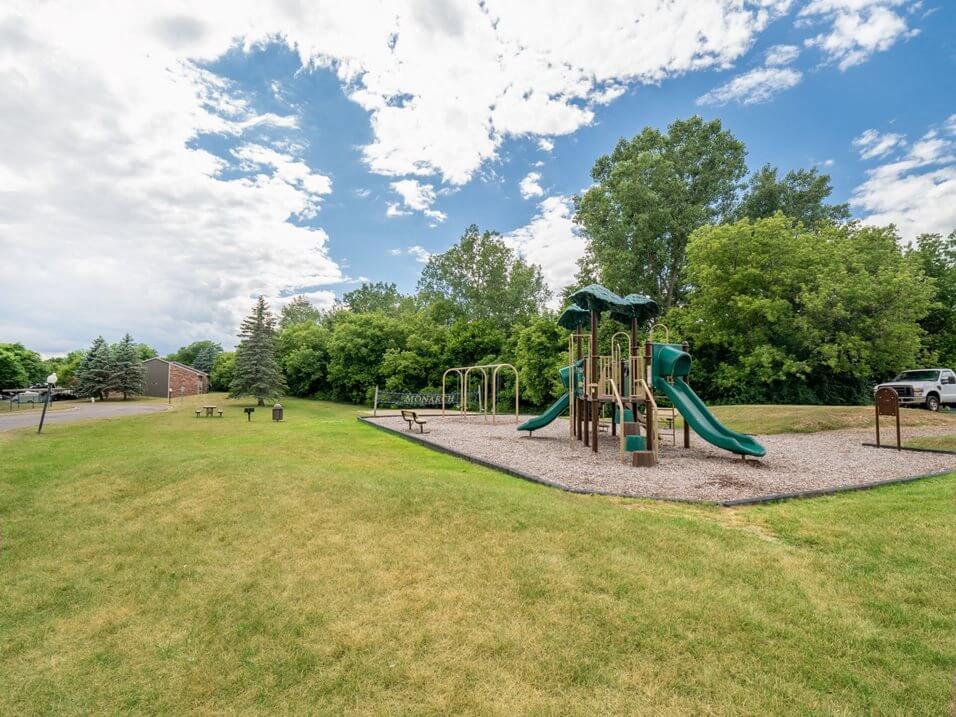 Lancaster Lakes Apartments Image 32