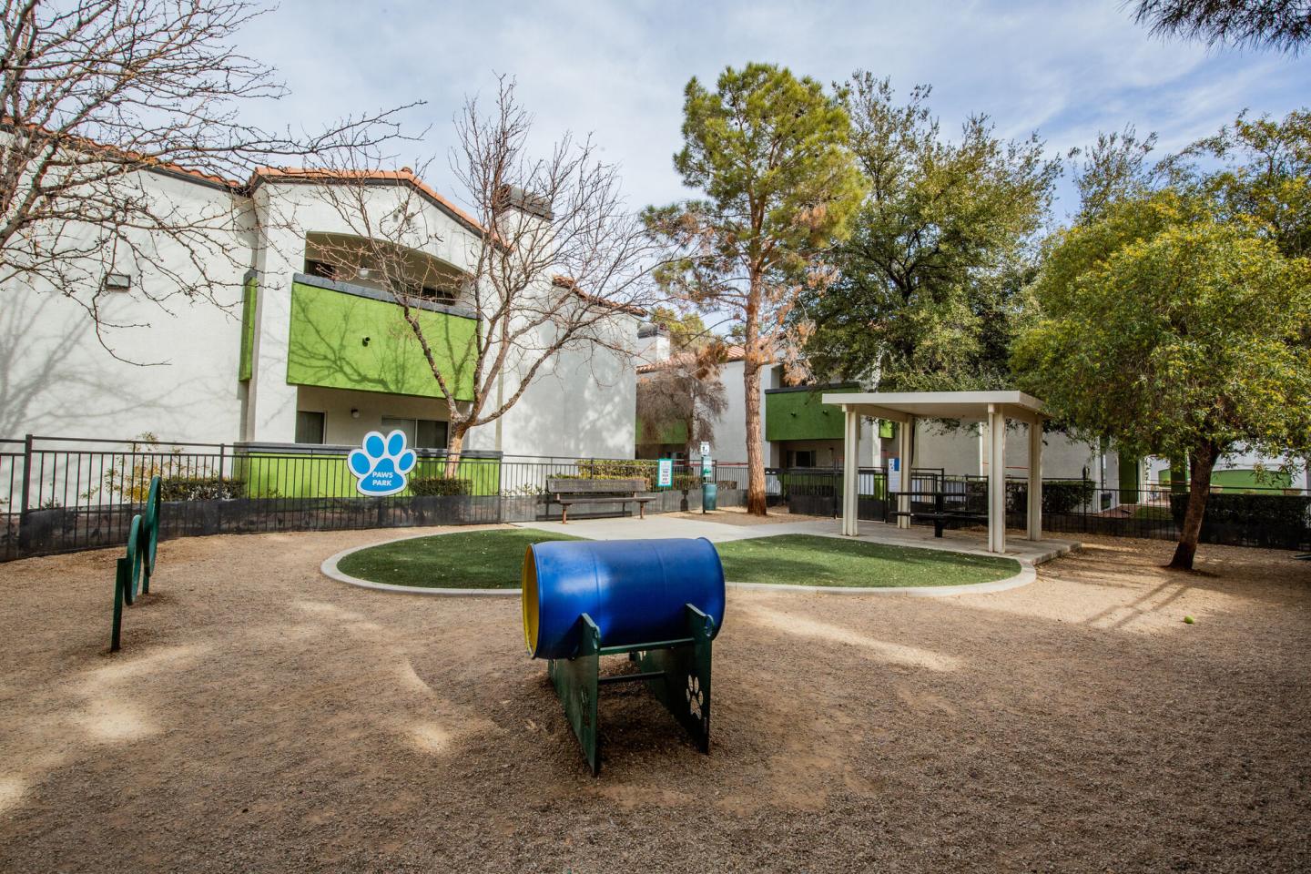 Parkway Townhomes Image 20