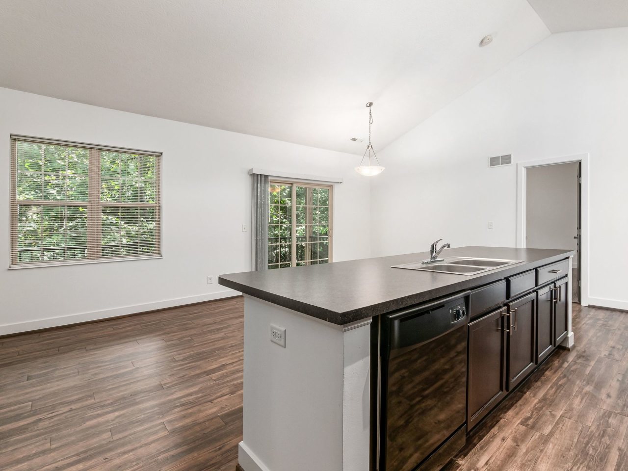 River View at Bexley Apartments Image 88