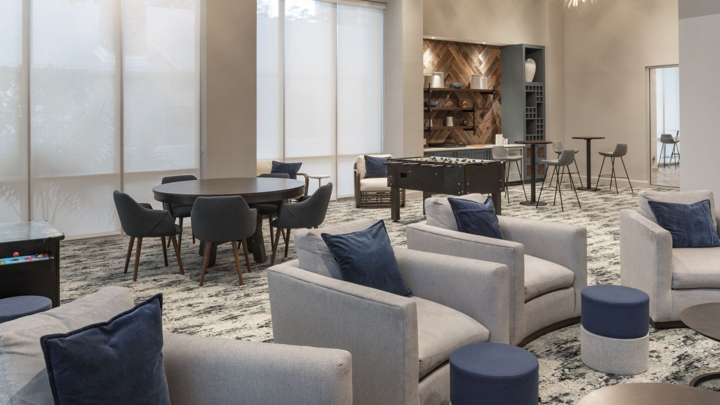 Blu27 at Edgewater Image 34
