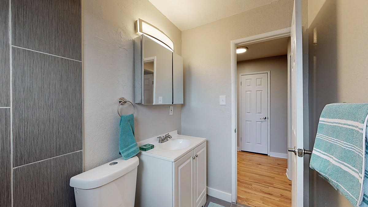 Olde Arvada Apartments Image 16