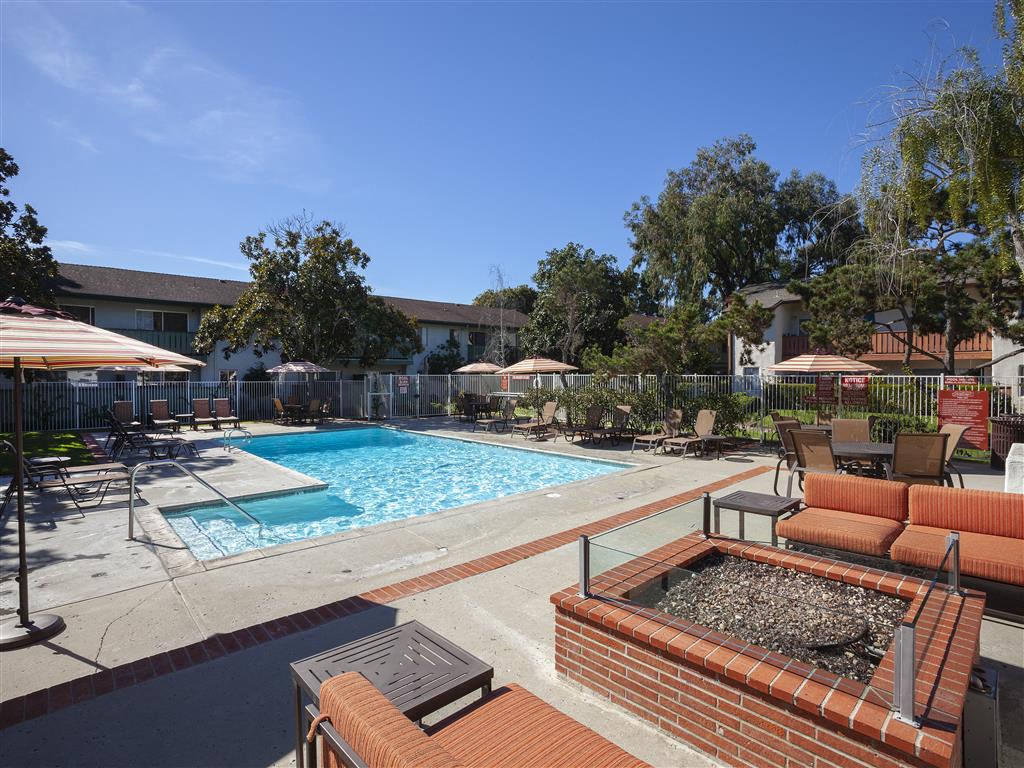 Pacific Oaks Image 8