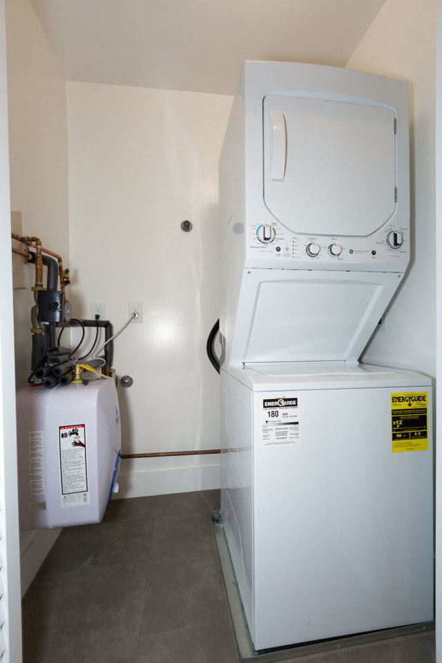 430 Baker Image 7
