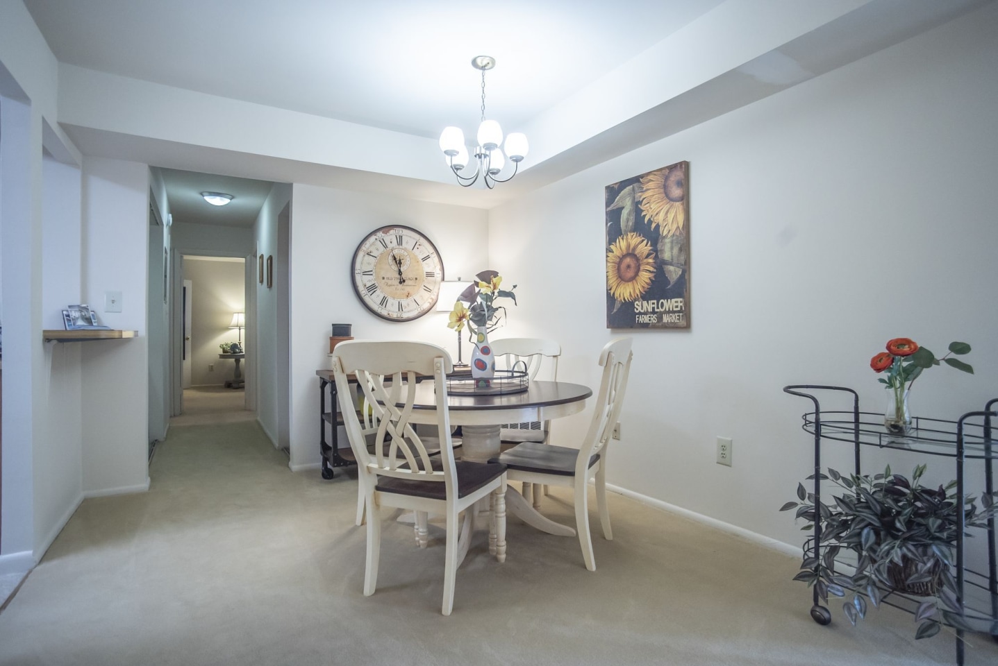 Hunt Club Apartments Image 10