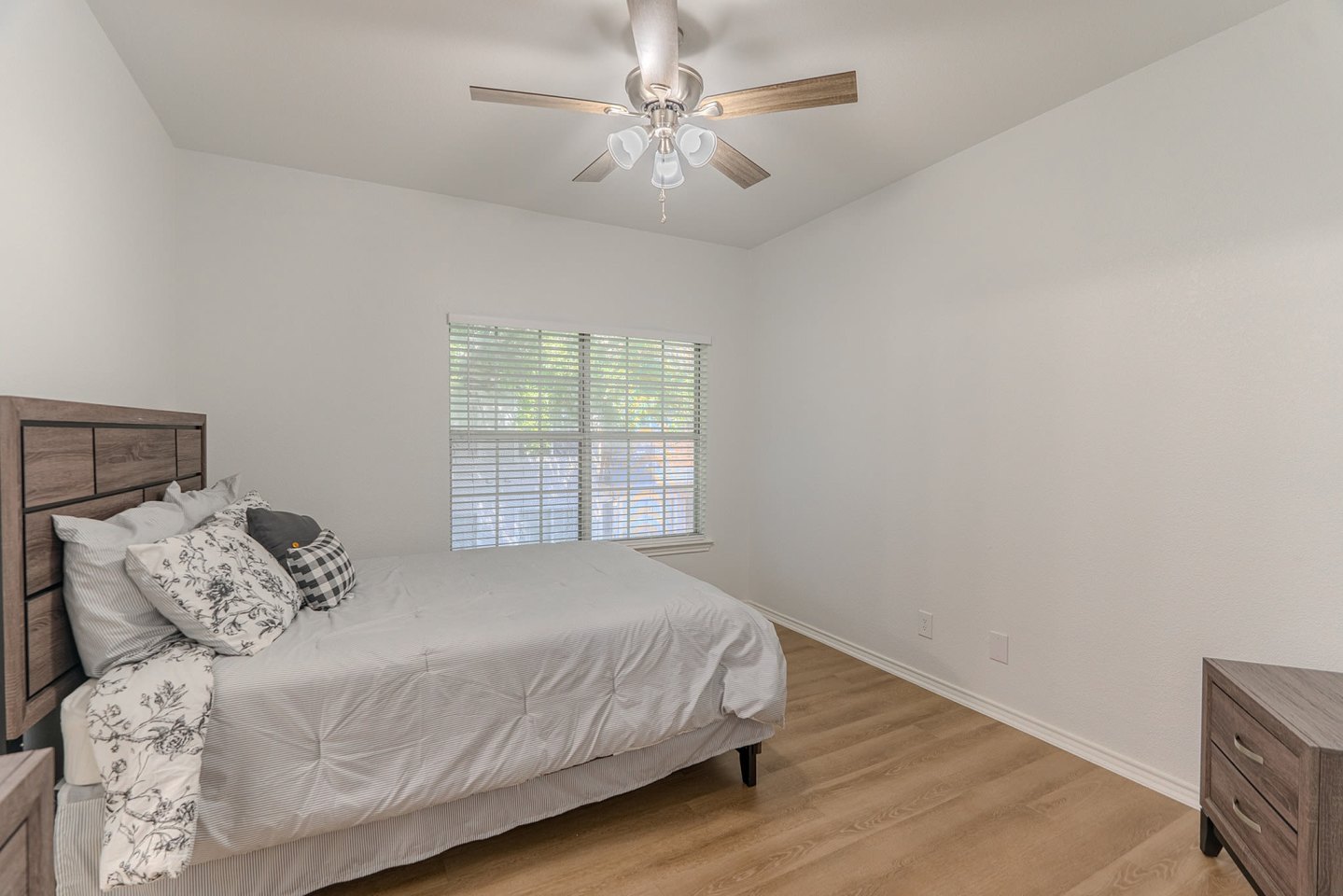 Oaks Of Arlington Image 62