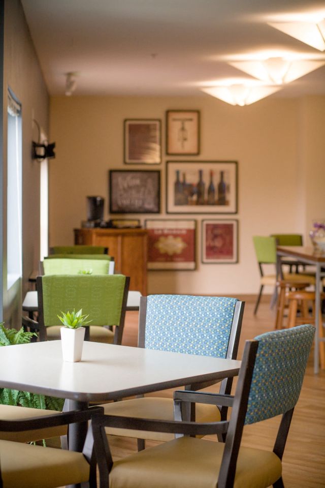 The Savoy at Lake City - 55+ Senior Living Community Image 4