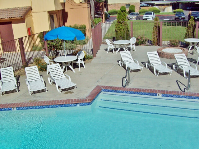 Home Suites Image 1