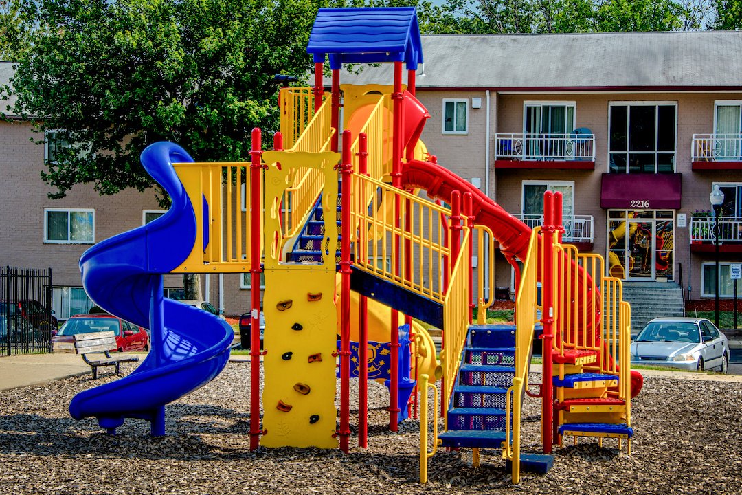 Oxon Hill Village Image 22