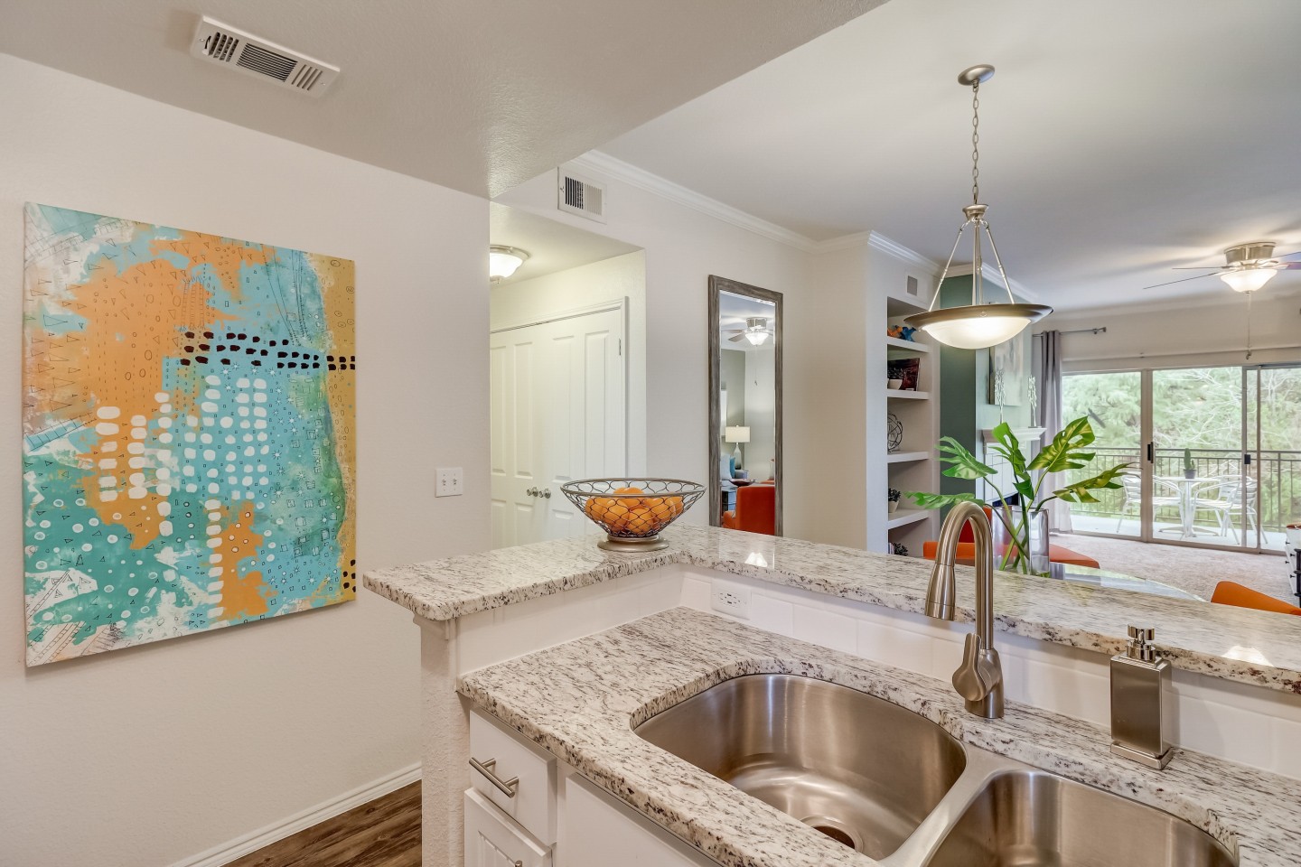 Riverbend Apartments Image 6