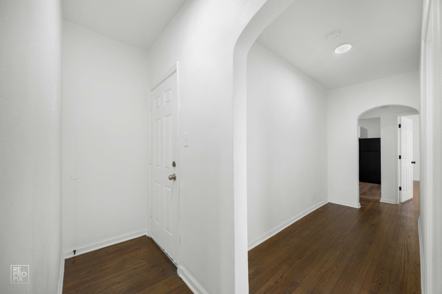 8159 S Drexel Ave Image 12