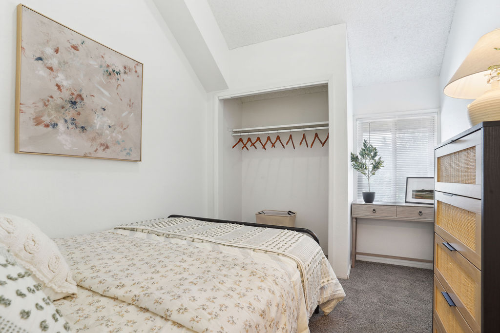 Layton Meadows Image 4