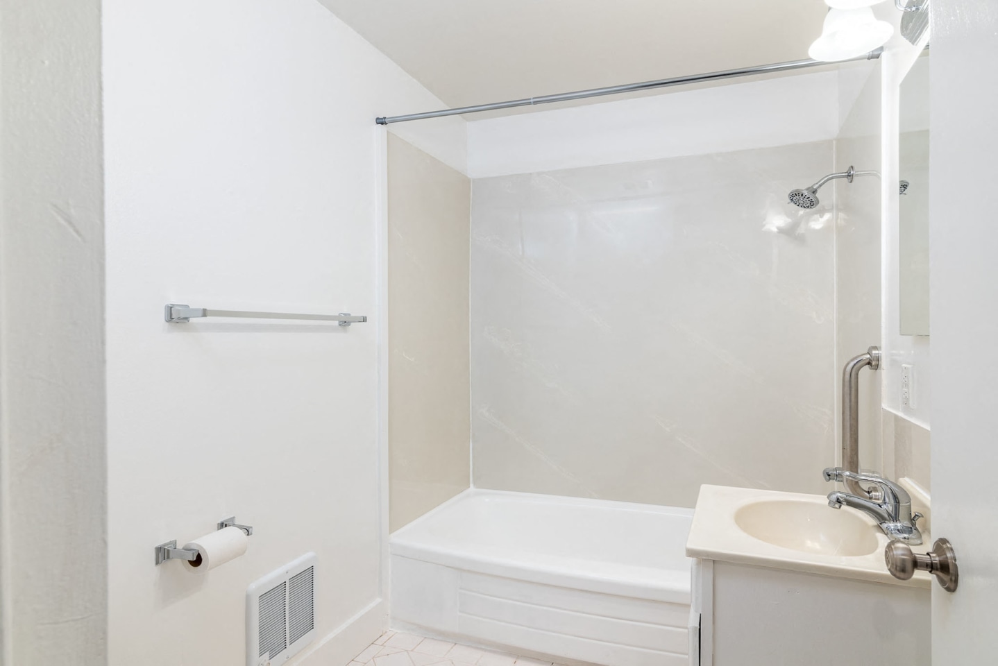 310 6TH AVENUE Apartments Image 12