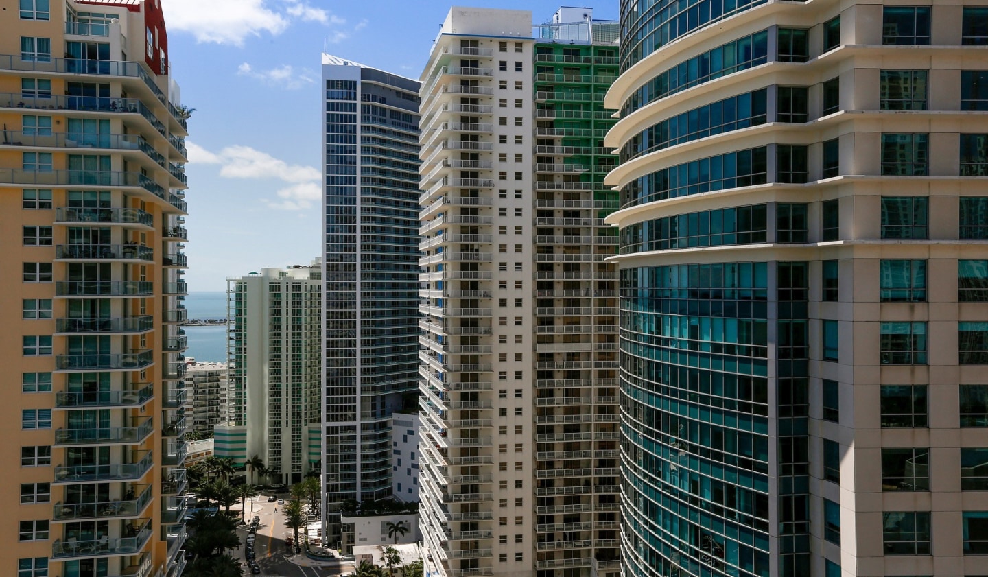 Yacht Club at Brickell Apartments Image 14