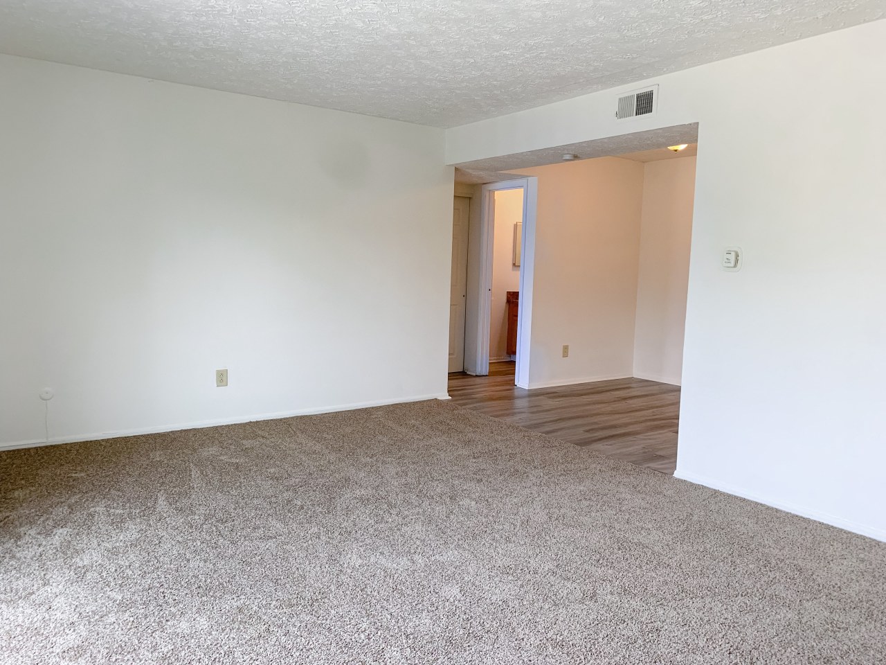 Waterstone Place Apartments Image 3