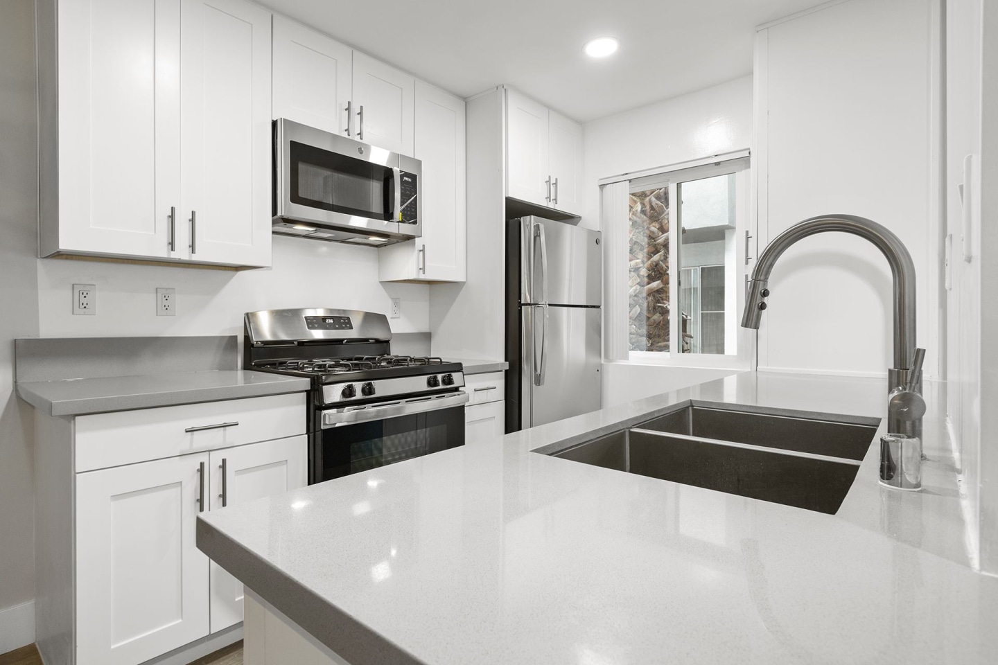 Kling Trio Apartments Image 3