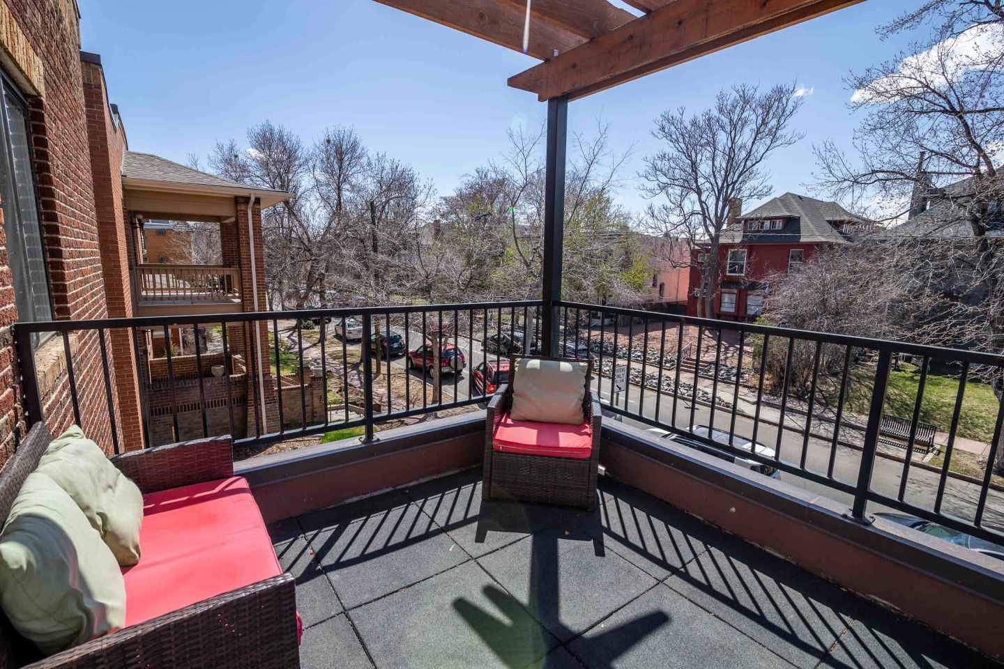 Crown Apartments Image 16