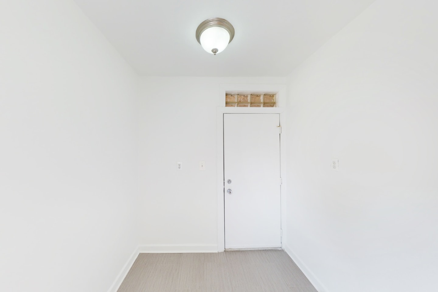 4721 S. Ellis Avenue Image 13