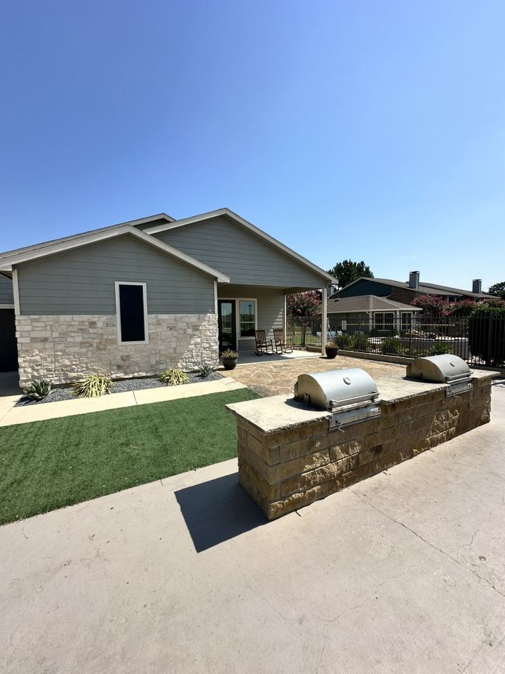 Autumn Breeze Apartments Image 10