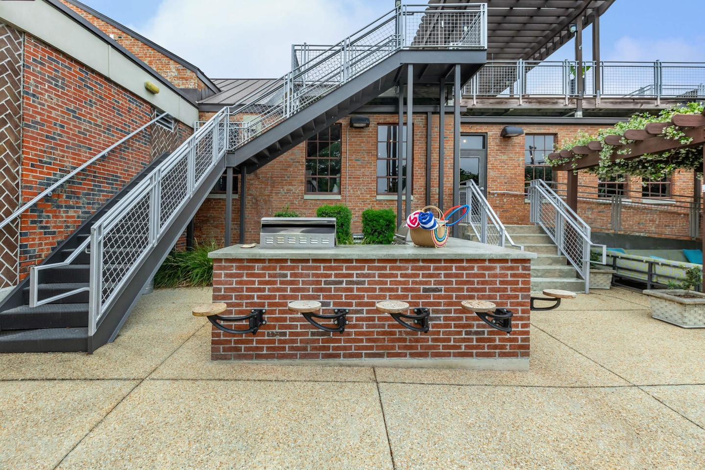 South Front Apartments Image 24