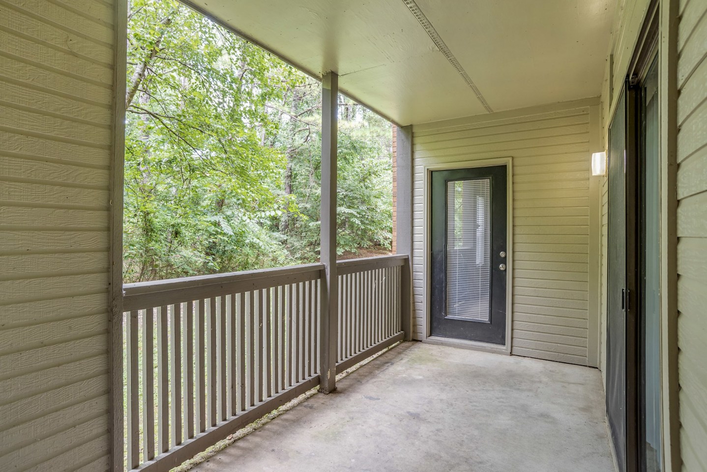 Riverchase Landing Image 6