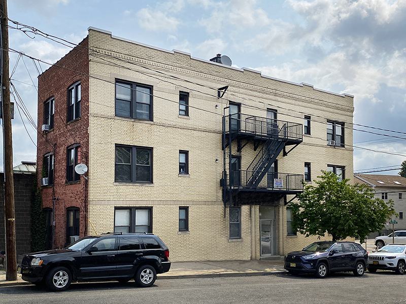 Desoto Place Image 2