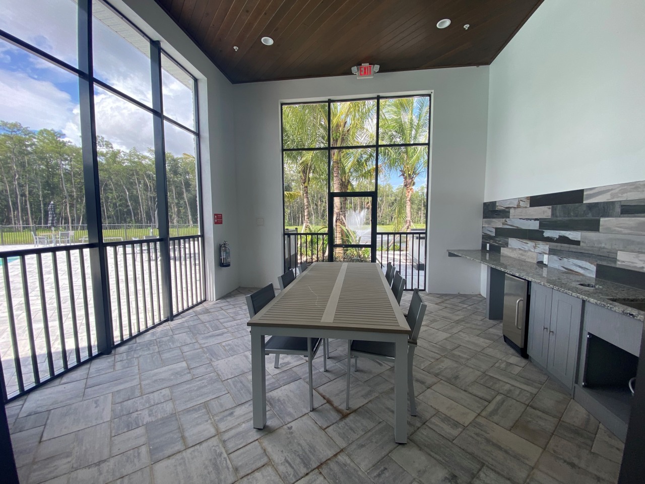 81 West Image 12