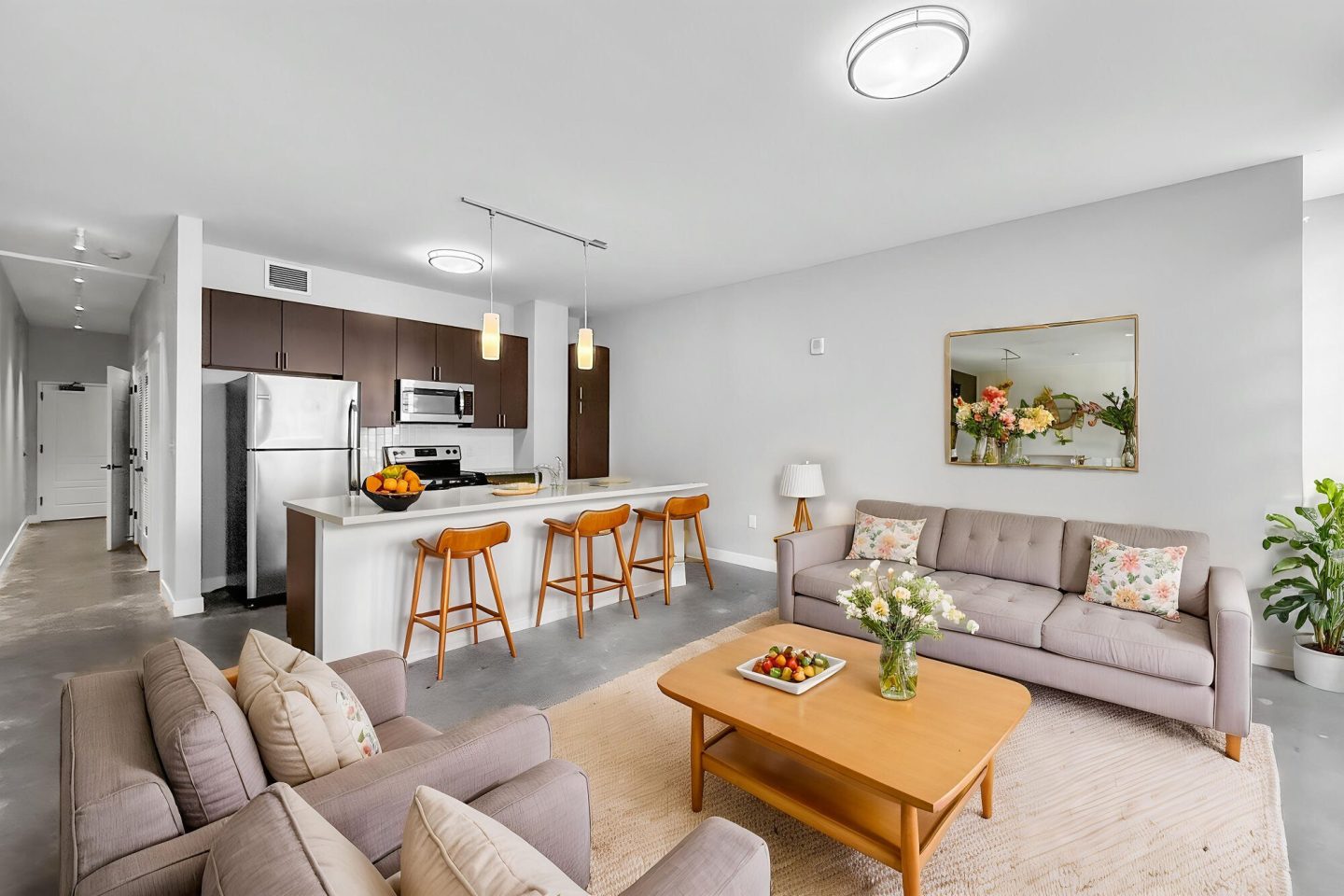 R & T Lofts Image 13
