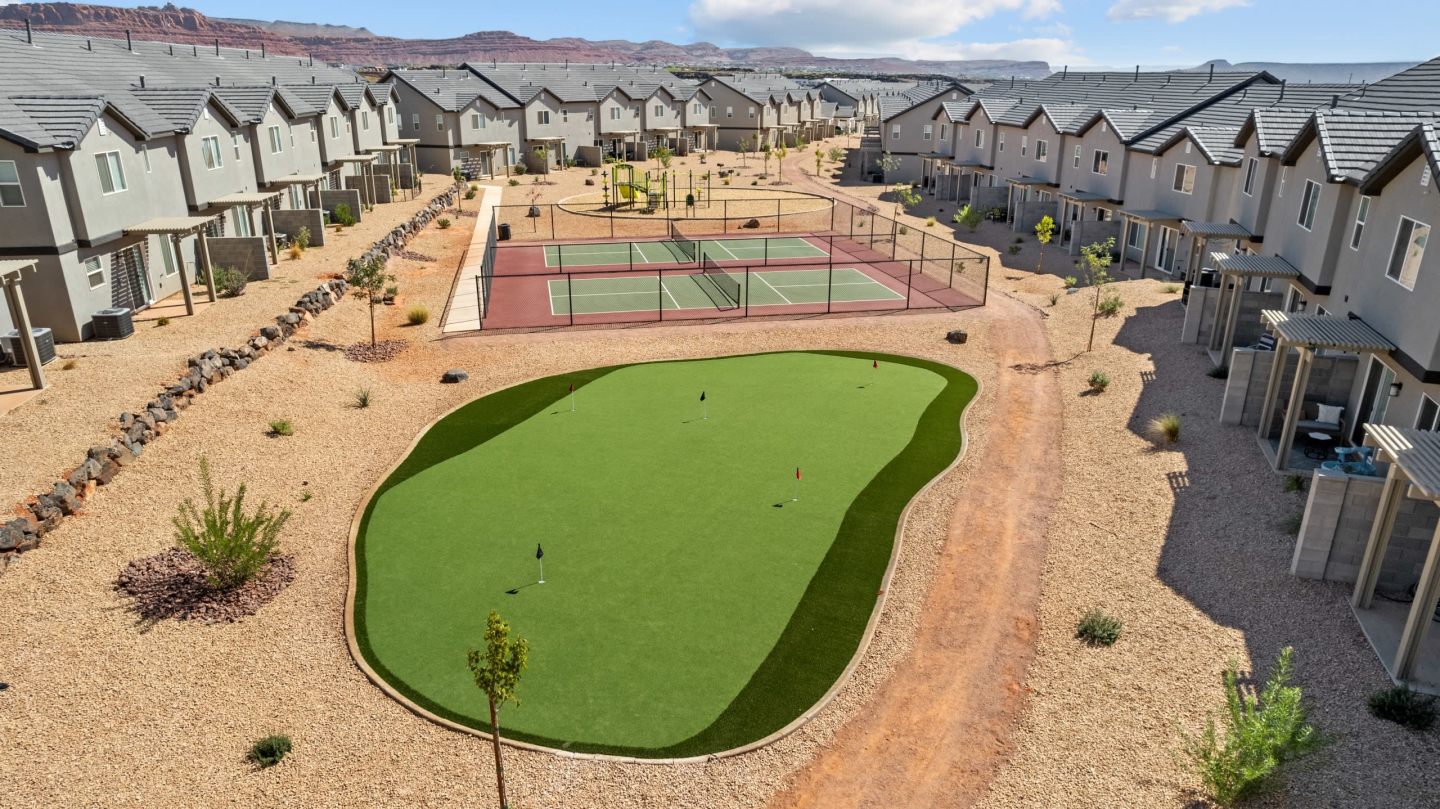 Desert Village Townhomes Image 14