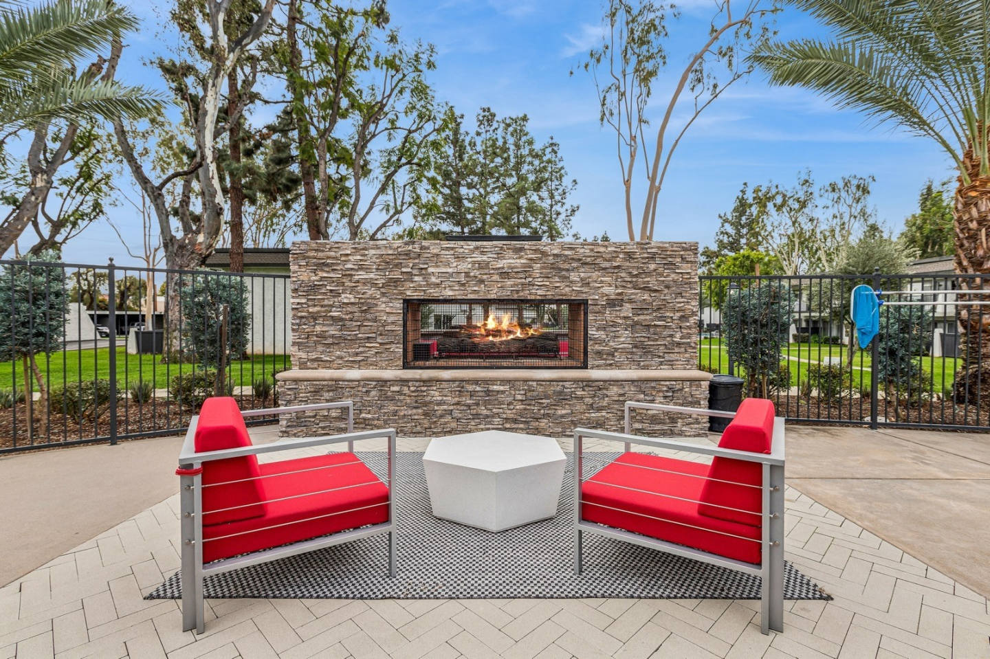 Monte Vista Apartment Homes Image 13
