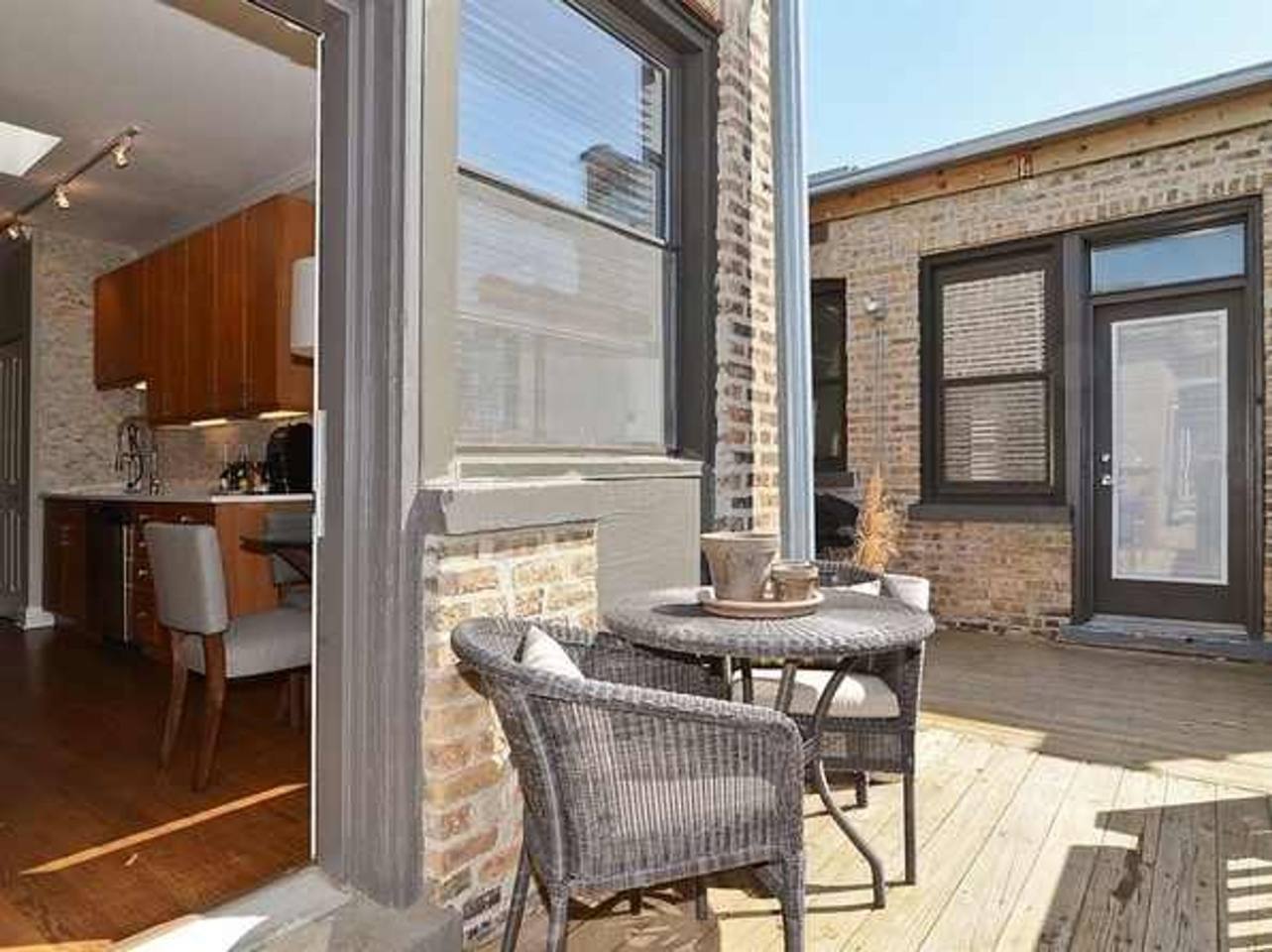 622 W. Roscoe Apt. Image 8