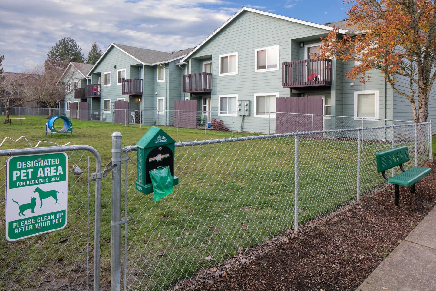 Creekside Apartments Image 12