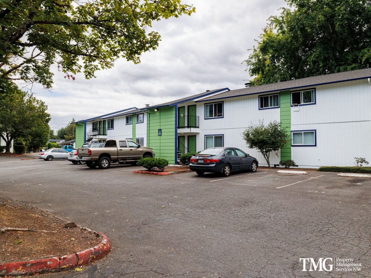 Pinewood Commons Apartments Image 26