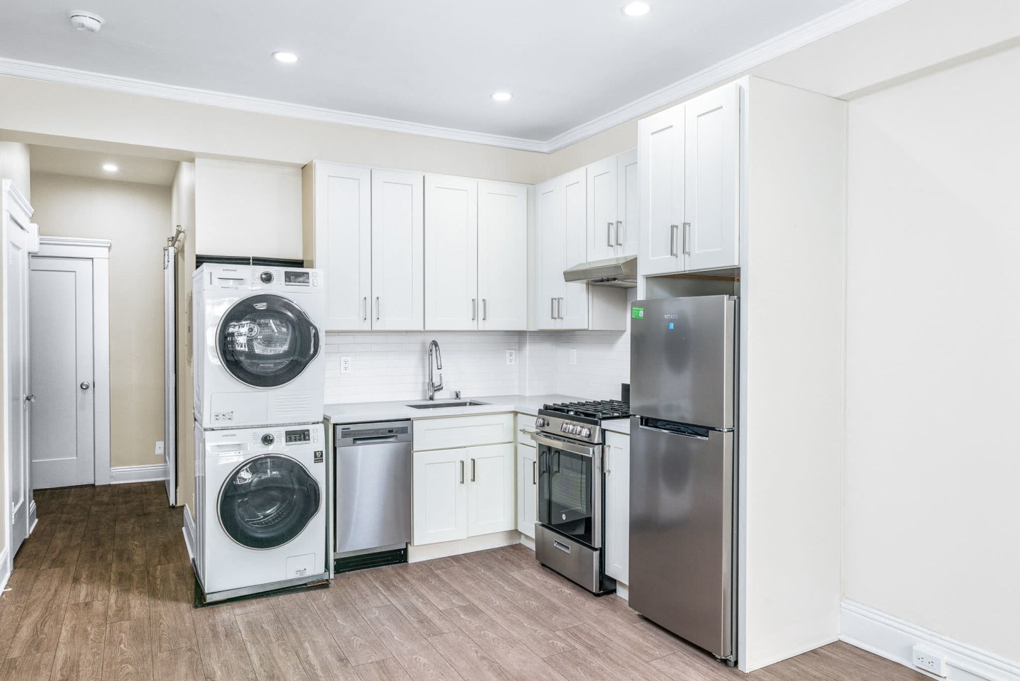 320 Turk Apartments Image 33