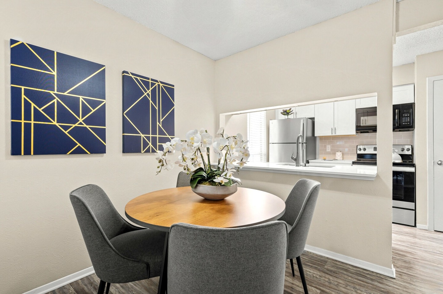Keller Oaks Apartments Image 6