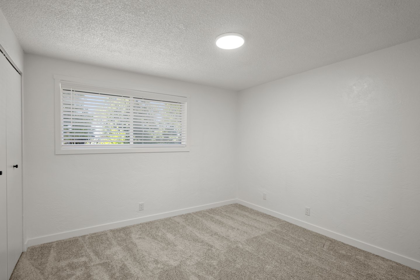 Chalet Apartments Image 46