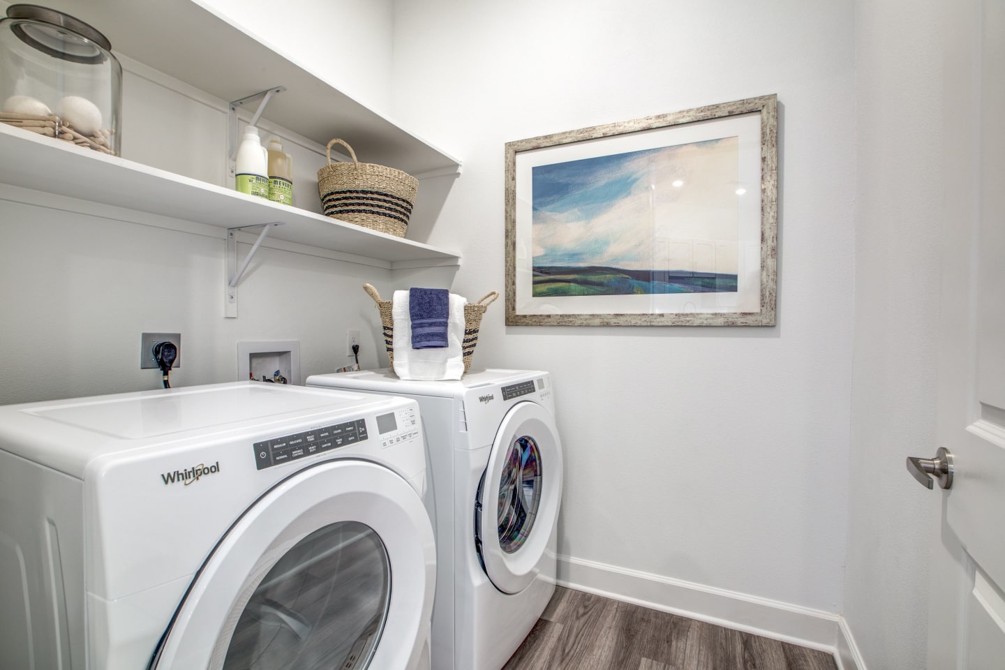 255 Assay Luxury Apartments Image 11