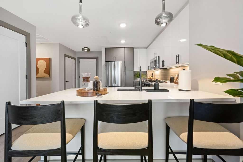 Madison West Elm Image 91