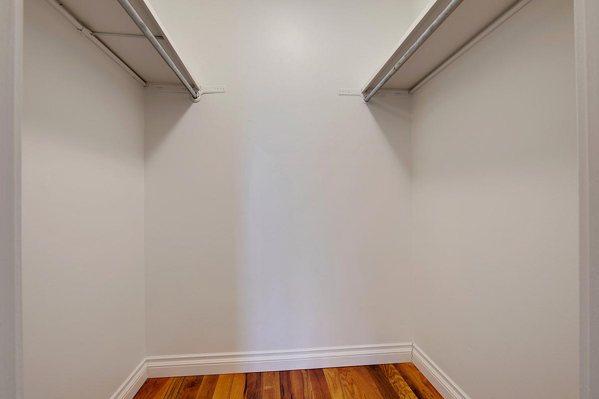 910 Downing Image 7