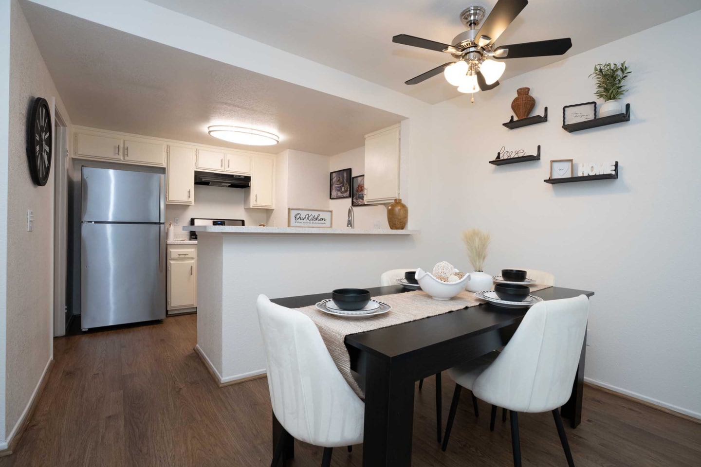 Riverpark apartment homes Image 66