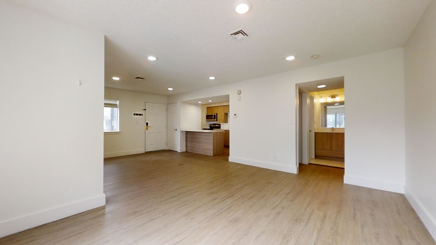 AVIA Lofts at Maple Road Image 31