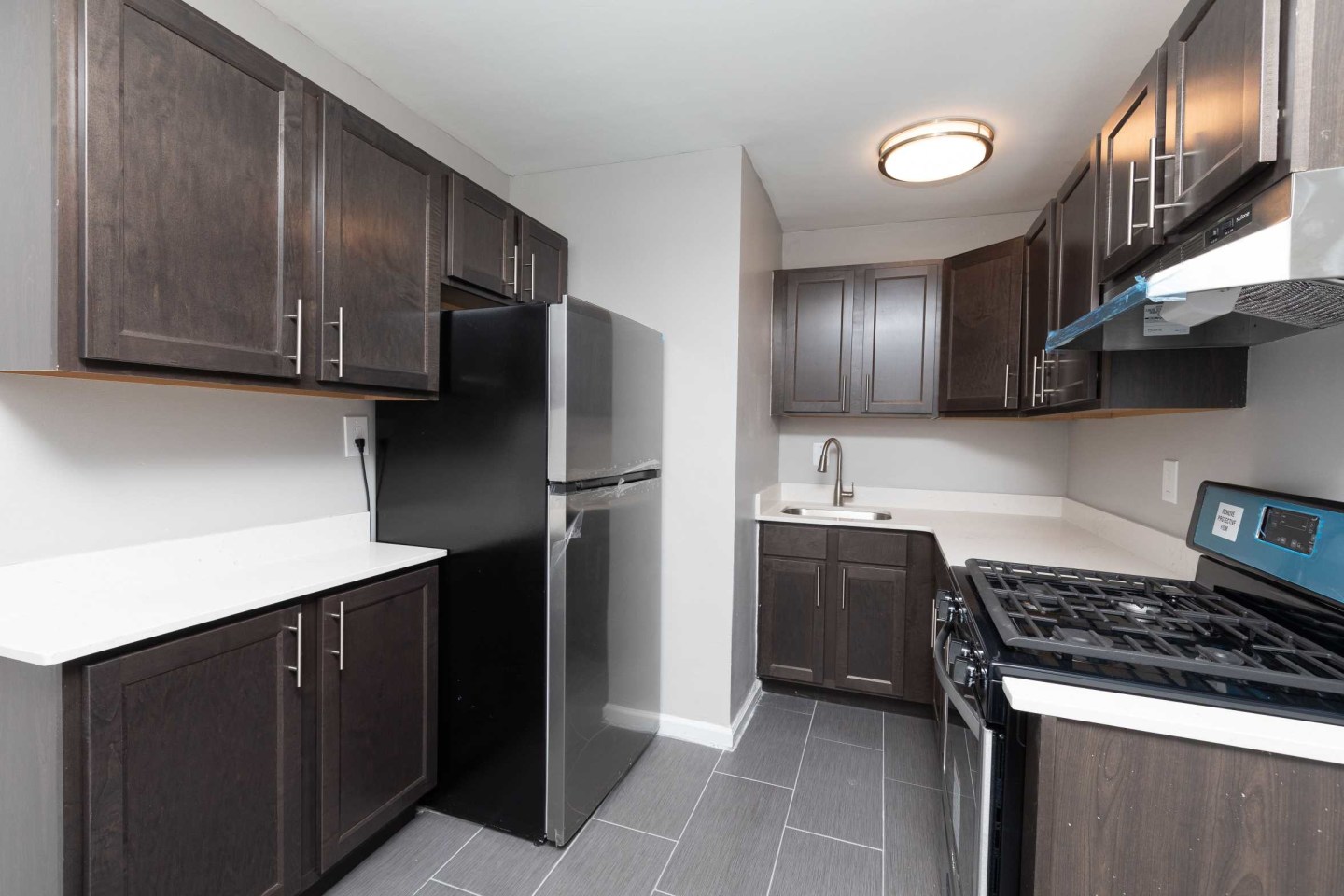 Revere Court Image 7