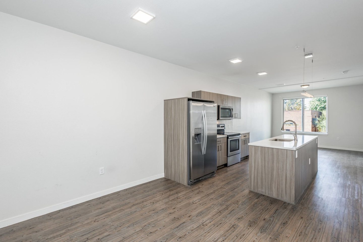 Colewood Apartments Image 2
