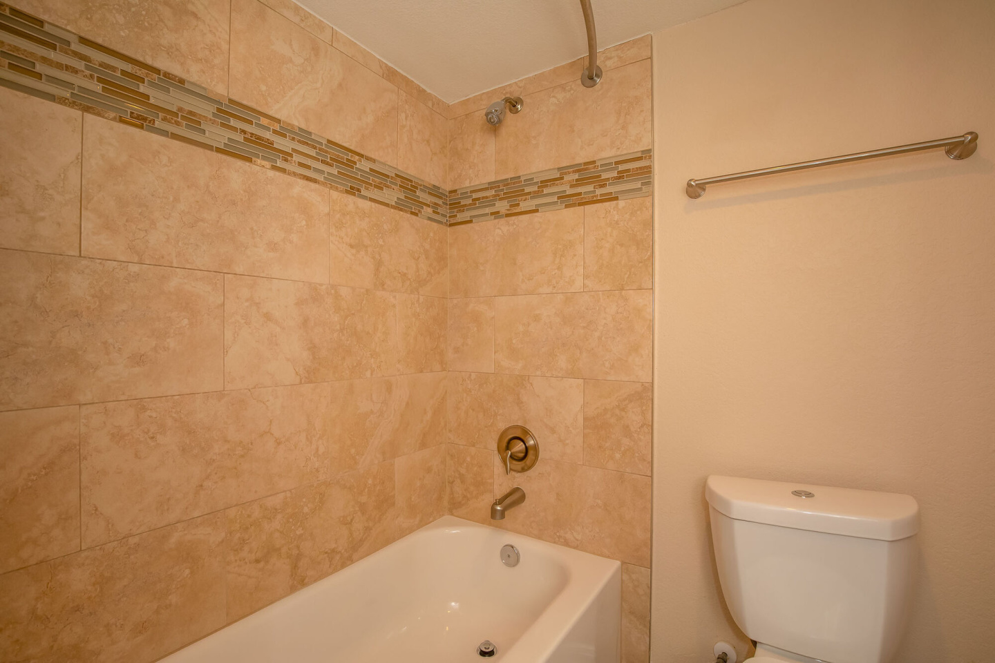 Dominion at Oak Forest Apartments Image 34